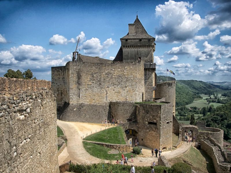 chateau-de-castelnaud-la-chapelle-en-dordogne-perigord-noir