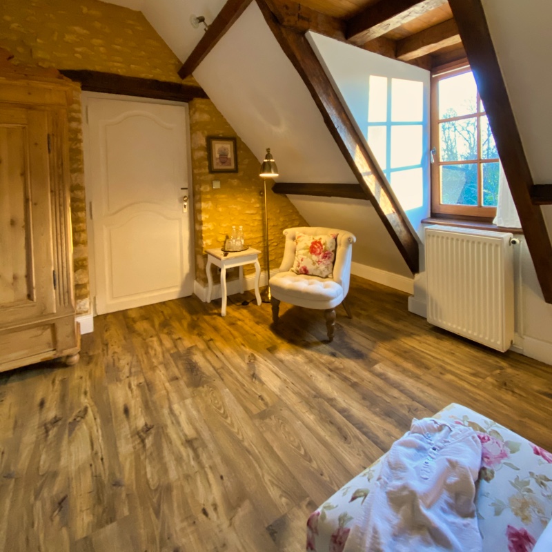 chambre-d-hotes-les-granges-hautes-armance-leonie-1x1-02